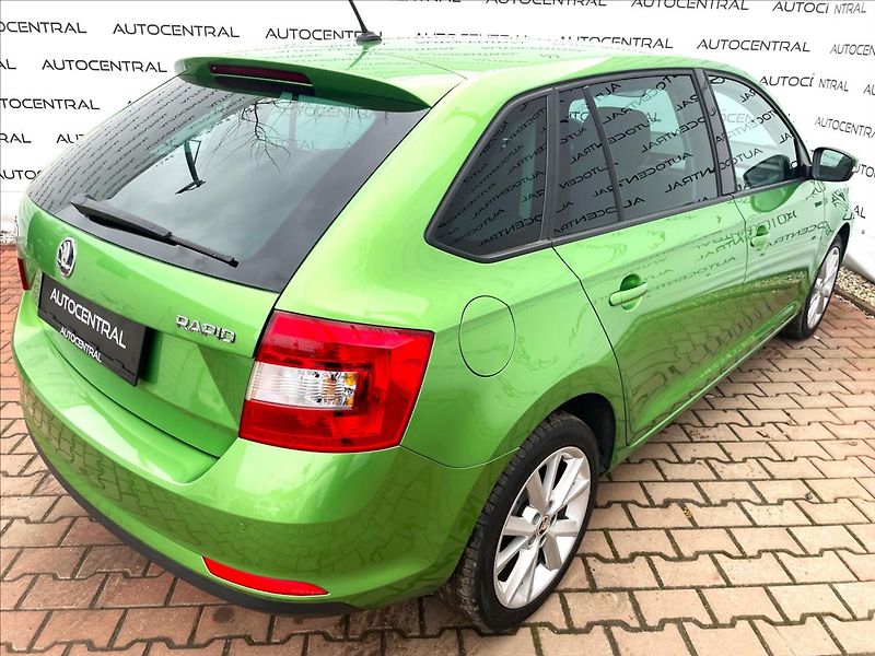 Škoda Rapid 1,6 tdi JOY 85kw led,xenon ,TZ - fotka 9 z 23