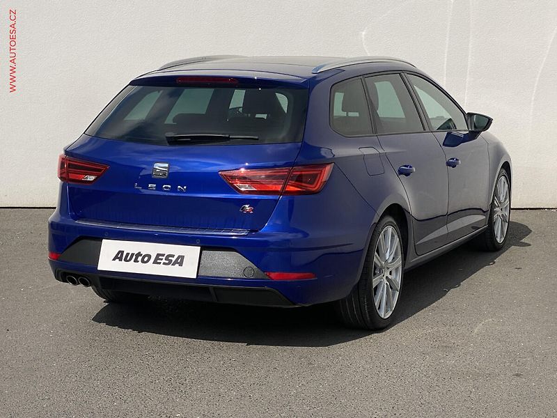 Seat Leon (2017) 1.8 TSi, FR, DSG, LED, panor - fotka 4 z 18