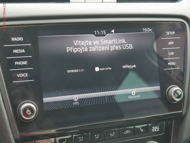 Škoda Octavia (2019) 1.5 TSi, ČR, Style, DSG - fotka 12 z 21