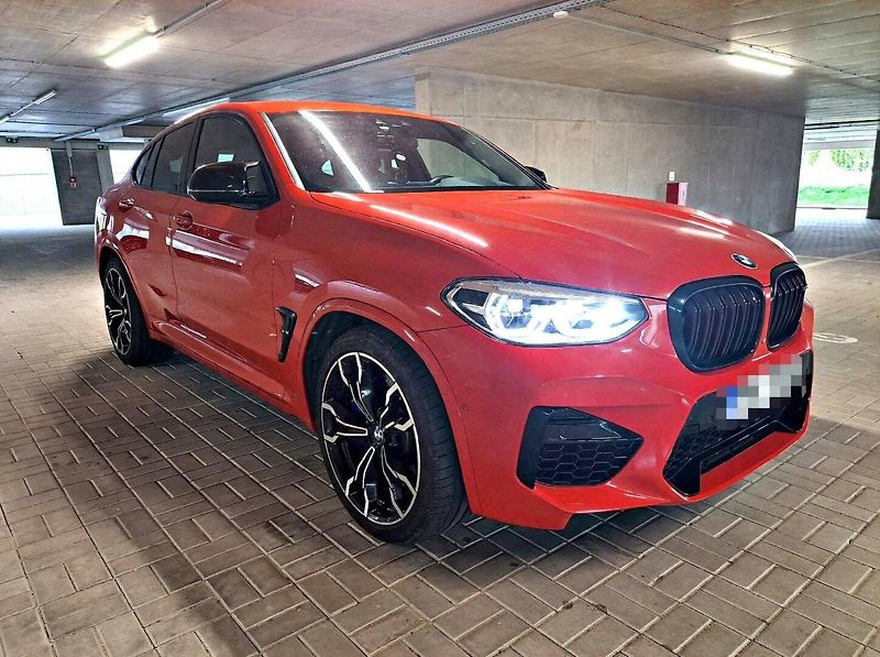 BMW X4 (2019) X4M Competition 510 PS - fotka 4 z 38