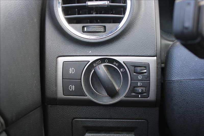 Opel Antara 2,0 CDTi  4 x 4, TAŽNÉ - fotka 18 z 23