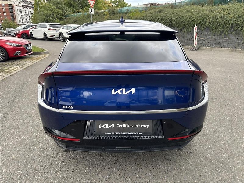 Kia EV6 0,0 168kW Earth ZÁRUKA SoH 98% - fotka 4 z 48