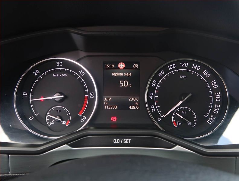Škoda Superb (2019) Style 2.0 TDI, Kůže, Navi - fotka 11 z 22