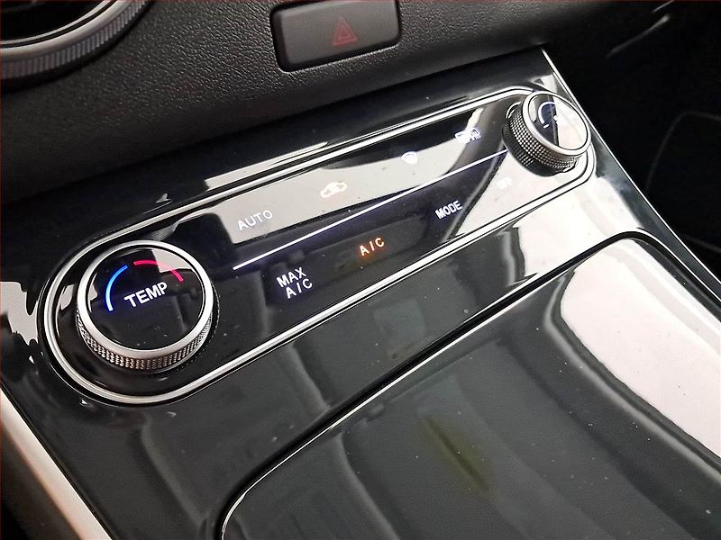 Dongfeng T5 EVO (2025) Deluxe 1.5 Turbo - fotka 19 z 25