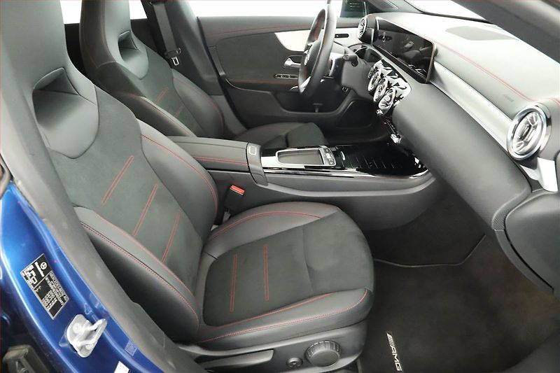 Mercedes-Benz CLA (2025) 200 - fotka 7 z 17