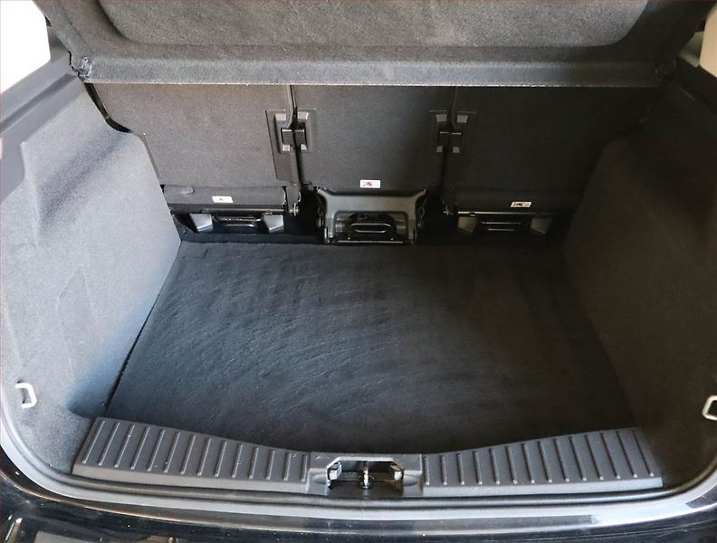 Ford C-MAX (2016) 2.0 TDCi, Serv.kniha, Navi - fotka 14 z 22