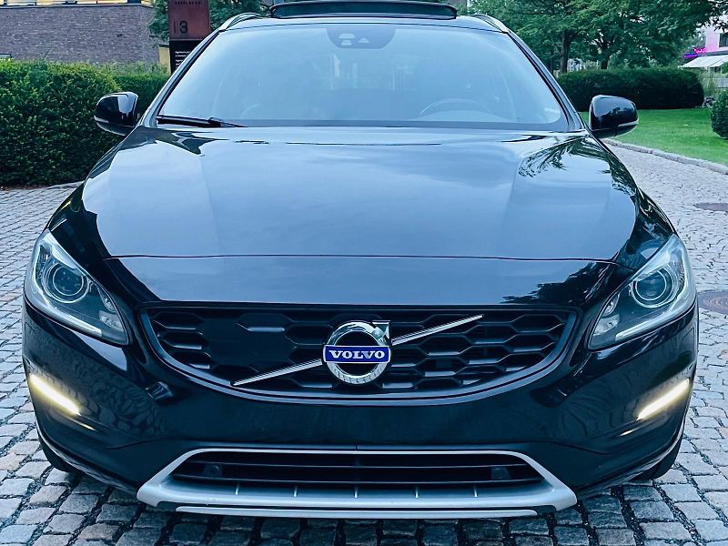 Volvo V60 2.4D4 5V AUTOMAT KAMERA TAŽNÉ - fotka 6 z 50
