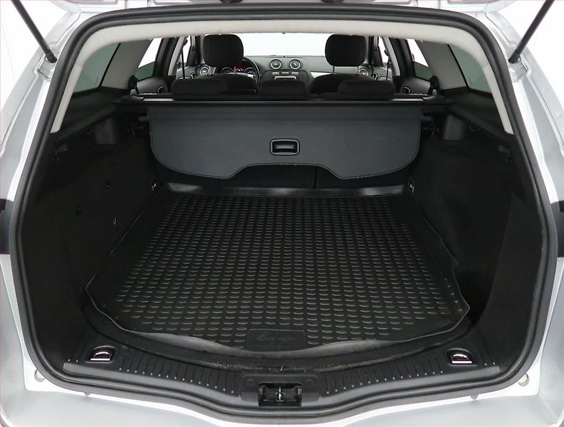 Ford Mondeo (2009) 2.0 16V, nová STK, jezdí dobře - fotka 13 z 19