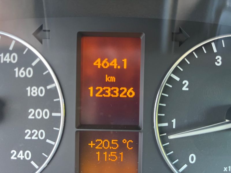 Mercedes-Benz Třídy A (2012) 1.5 i - fotka 13 z 16