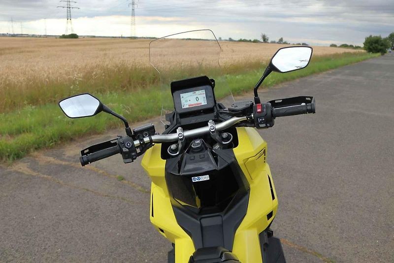 S kombinací skútru a endura přišla Honda už téměř před deseti lety a odvaha se jí vyplatila - o X-ADV je velký zájem.