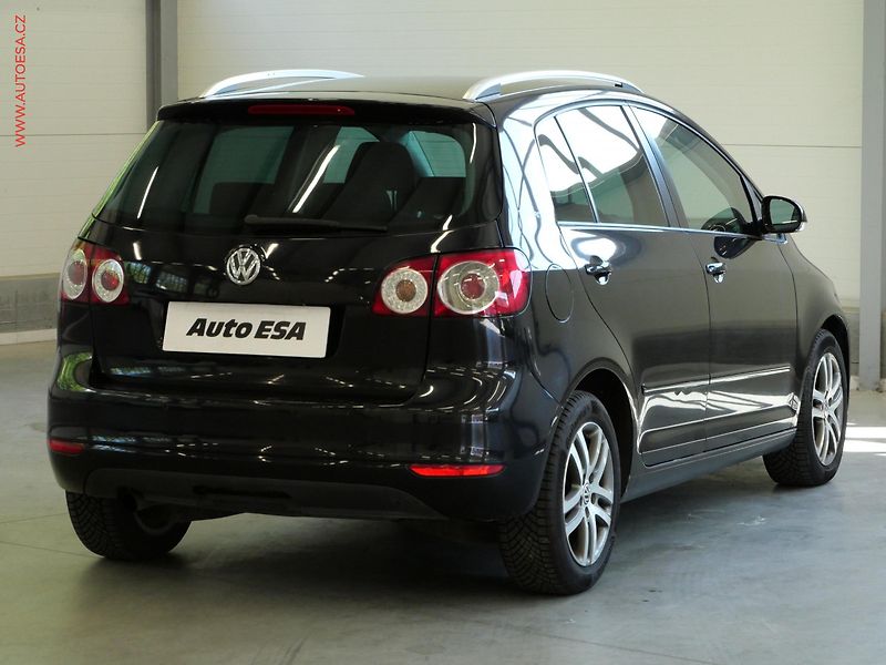 Volkswagen Golf Plus (2011) 1.6 TDI, Klima - fotka 4 z 23