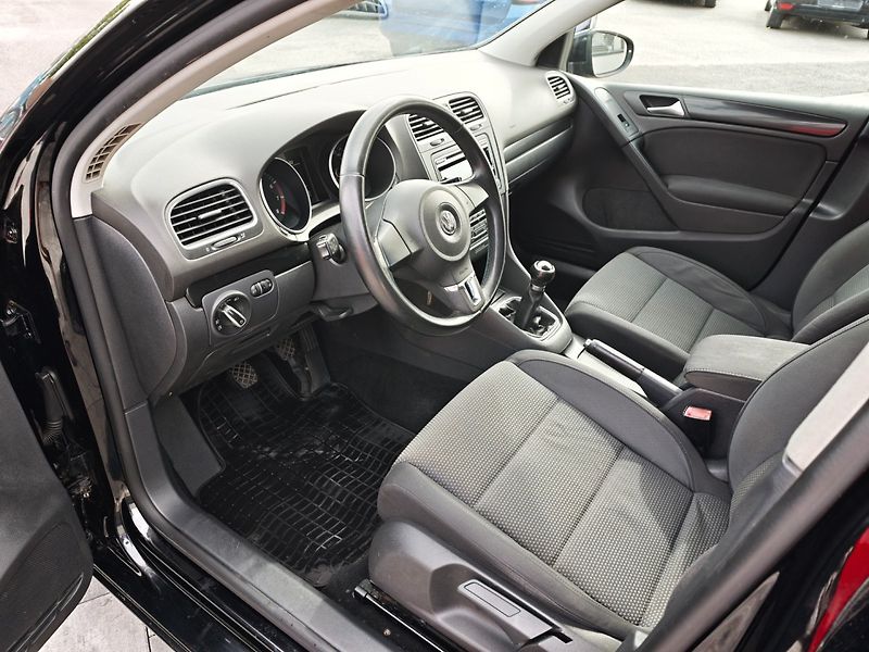 Volkswagen Golf (2012) 1,2 TSI 63 Kw Comfort - fotka 21 z 29