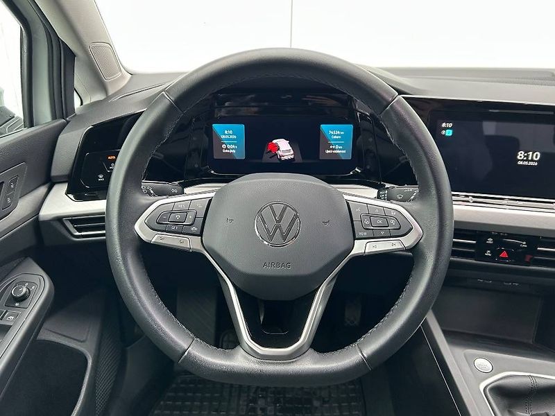 Volkswagen Golf Life 6G 1,0TSi - fotka 11 z 24