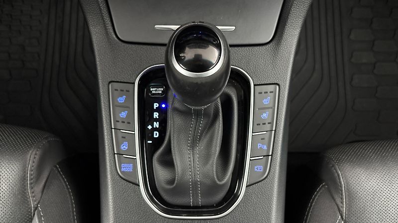 Hyundai i30 1.5 T-GDI AUT Style Kombi - fotka 24 z 29