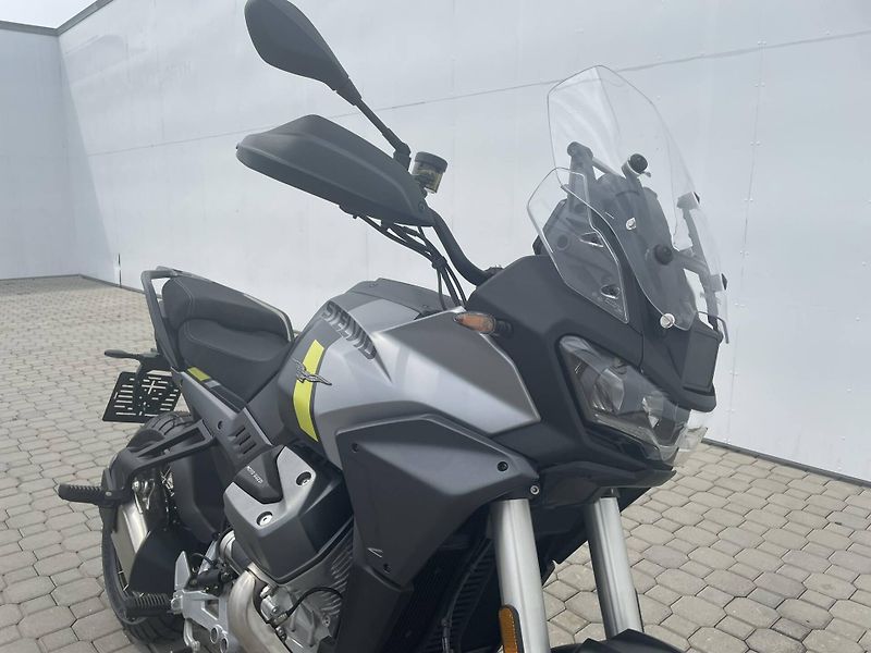 Moto Guzzi (2026) V100 Stelvio ARAS E5+ - fotka 4 z 10