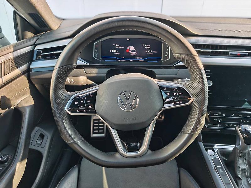 Volkswagen Arteon R-Line 6G 1,5TSI - fotka 11 z 23