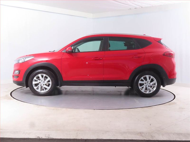 Hyundai Tucson (2020) 1.6 CRDi, 4X4, ČR,1.maj - fotka 3 z 16