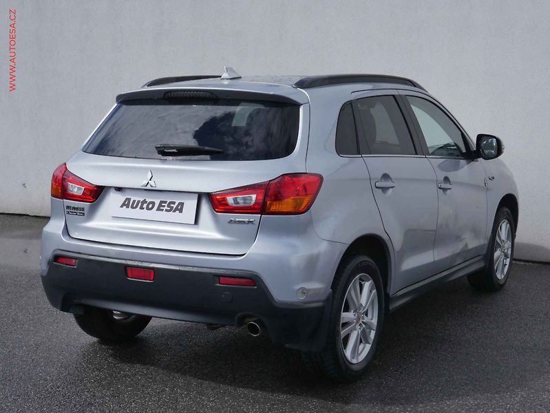 Mitsubishi ASX (2011) 1.8 DI-D, AC, park. kamera - fotka 4 z 26
