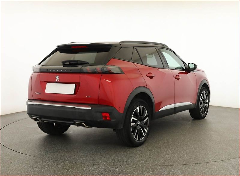 Peugeot 2008 (2022) GT Line 1.2 PureTech, Automat - fotka 5 z 19