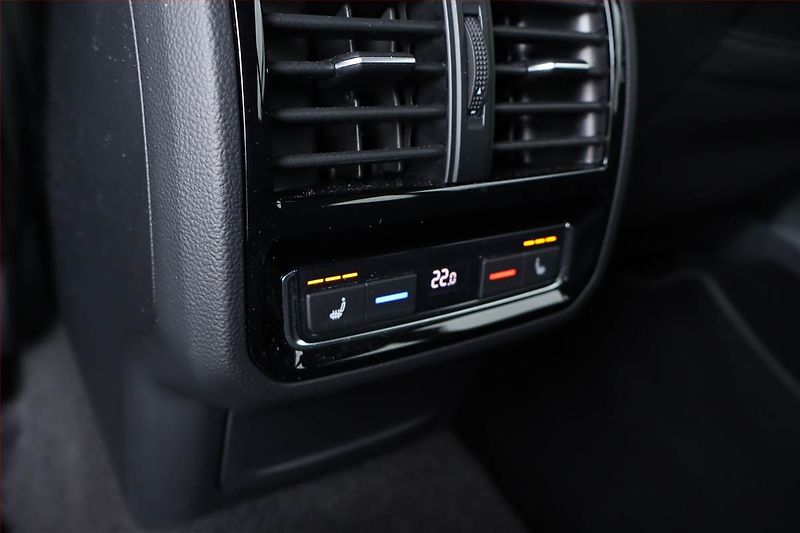 Volkswagen Arteon (2021) 2.0 TDI 4Motion, 4X4, Automat - fotka 25 z 30