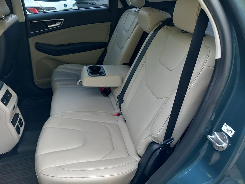 Ford Edge (2017) 2,0TDCi ČR MAX.VÝBAVA WEBASTO - fotka 17 z 48