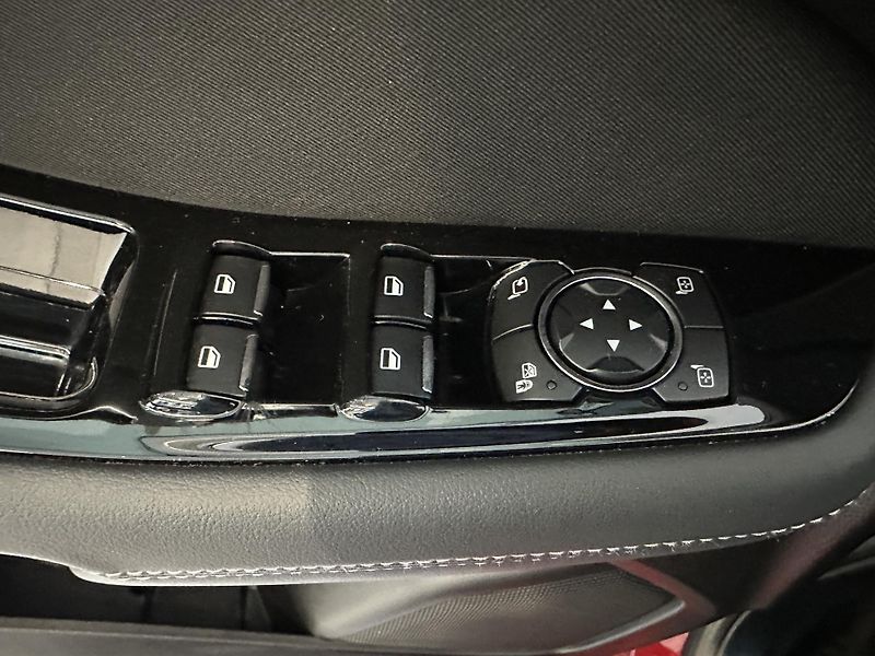 Ford S-MAX Titanium 2.0 EcoBlue 150k man. - fotka 25 z 36