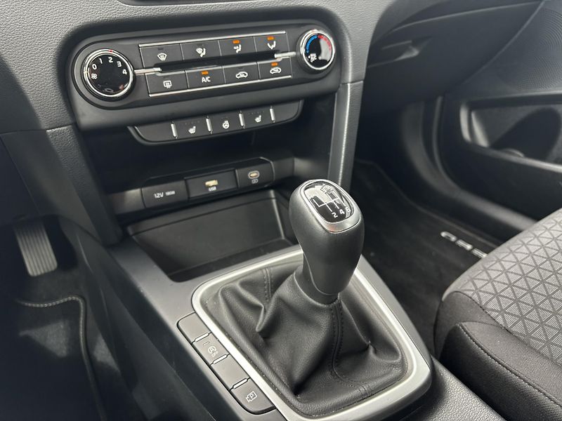 Kia Ceed (2025)  SW Spin 1.5 T-GDI (103 kW)  - fotka 11 z 17