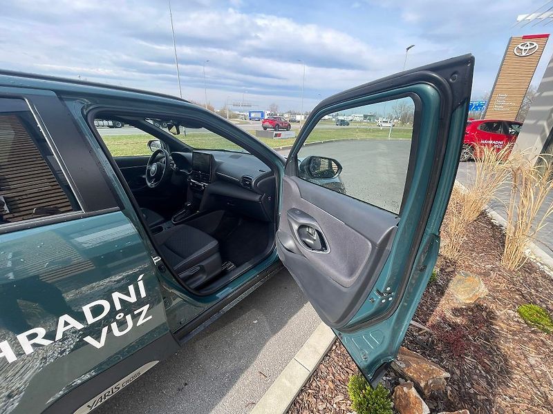 Toyota Yaris Cross 1.5 Hybrid 130k FWD Style - fotka 24 z 27