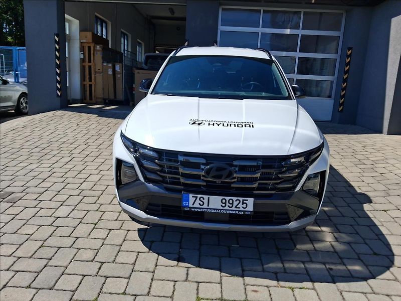 Hyundai Tucson 1,6   TGDI MT 20 YEARS LUXURY - fotka 2 z 11