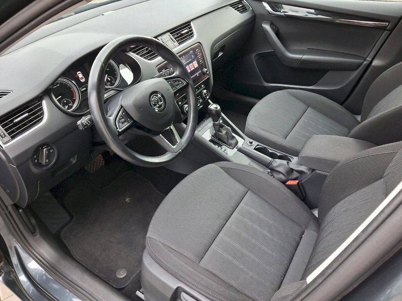 Škoda Octavia (2019) Style DSG 2,0TDi 110kW - fotka 6 z 31