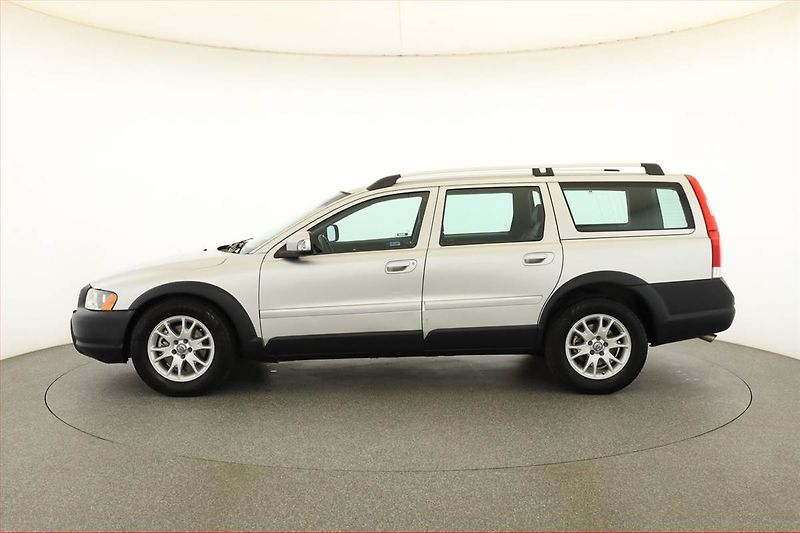 Volvo XC70 (2007) D5 AWD, 4X4, jezdí výborně - fotka 3 z 18