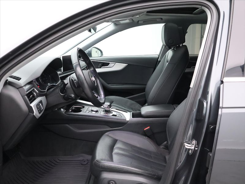 Audi A4 2,0 TFSI 185kW Quattro S-LINE - fotka 10 z 27
