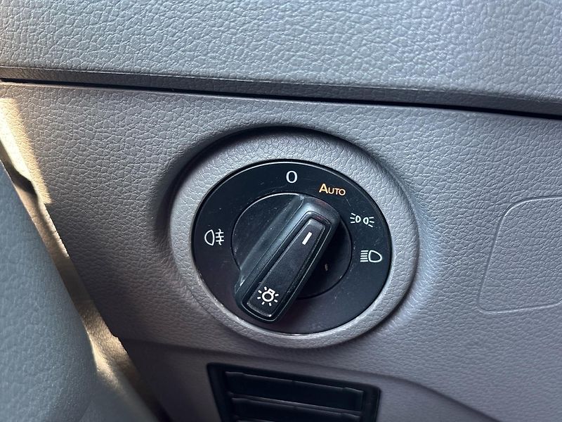 Volkswagen Crafter Skříň skříňový vůz - fotka 19 z 22