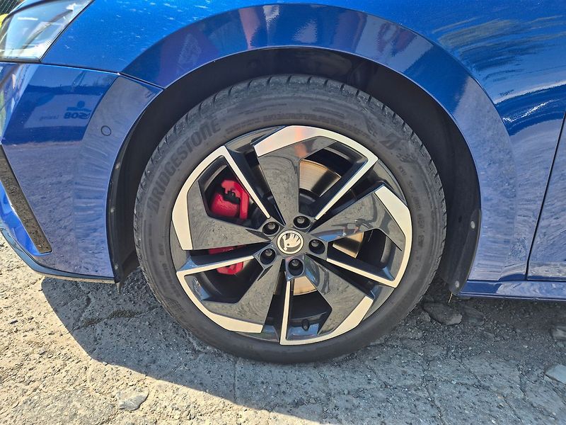 Škoda Octavia RS 2,0TSI DSG 180kW, CZ, záruk - fotka 9 z 37