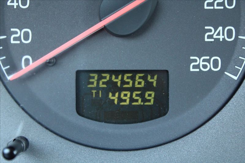 Volvo V70 2,4 D  NOVÉ V ČR,1.MAJITEL - fotka 9 z 18