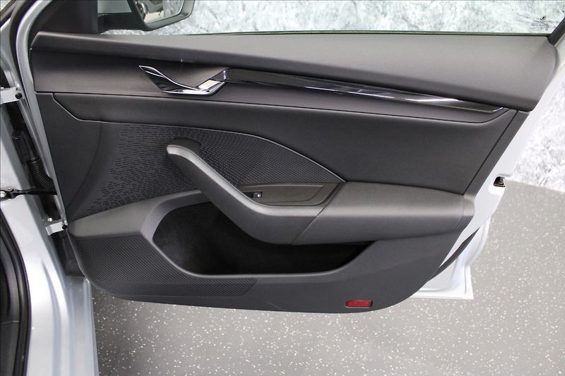 Škoda Octavia 2,0 TDI Ambition 1.majitel CZ - fotka 9 z 36