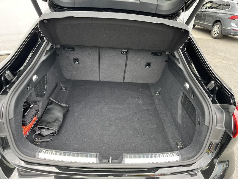 Audi A5 2.0TDi Quattro 150kW S-Line - fotka 15 z 23