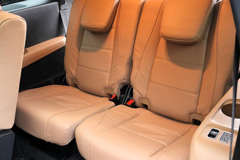 Mercedes-Benz GLS 450d, ČR, Webasto,AMG Premium+ - fotka 28 z 34