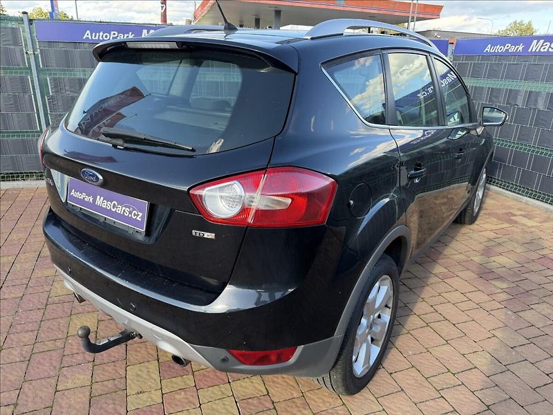 Ford Kuga 2.0 TDCi Panorama - fotka 5 z 18