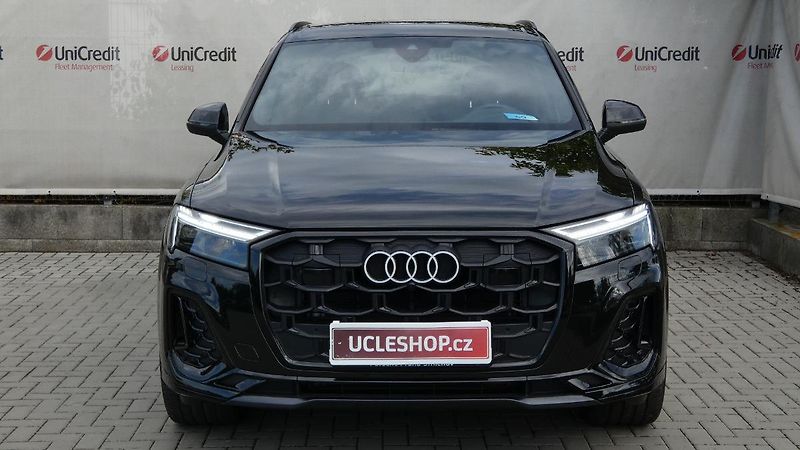 Audi Q7 50 TDI quattro Tiptronic S lin - fotka 2 z 26