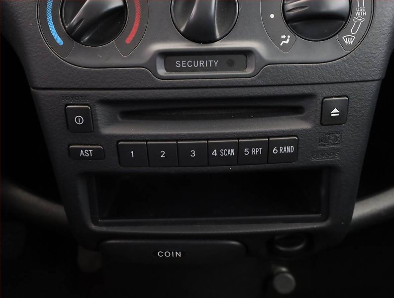 Toyota Yaris (2003) 1.0 VVT-i, Klima - fotka 10 z 13