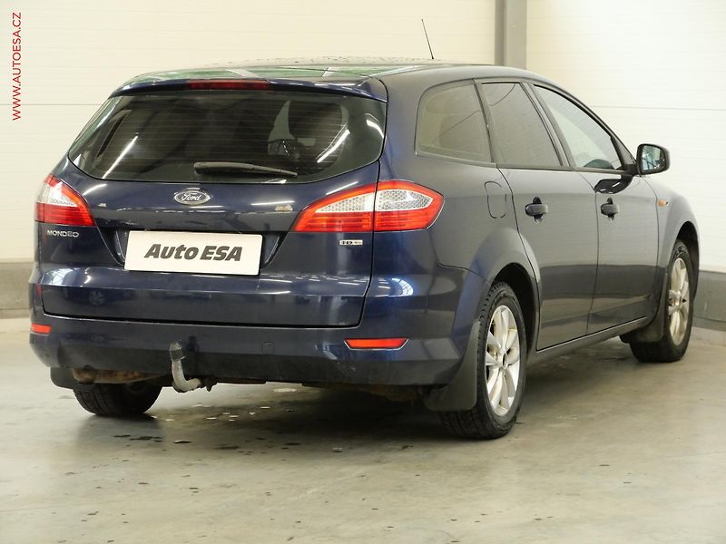 Ford Mondeo (2010) 2.0 TDCi, AC, TZ - fotka 4 z 22