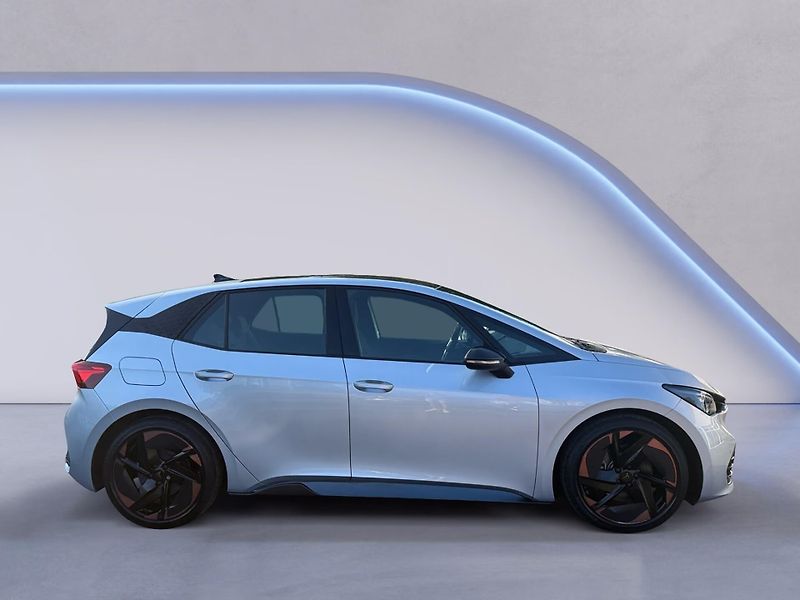 Cupra Born 150kW Pano DCC KESSY Tep. čerp - fotka 4 z 13