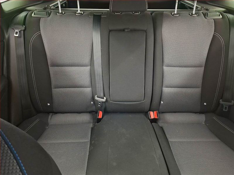 Hyundai i30 (2016) 1.6 GDI, ČR,1.maj, Tempomat - fotka 10 z 19