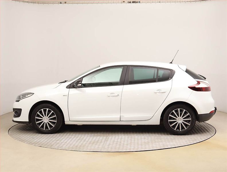 Renault Mégane (2015) 1.6 16V, Tempomat - fotka 3 z 19