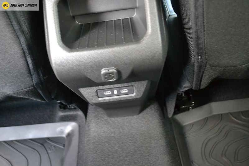 Dacia Duster NEW  JOURNEY  MHEV TCe 130 4x4 - fotka 18 z 54