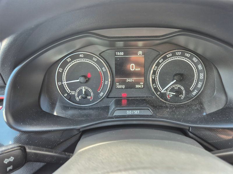 Škoda Scala (2019) AMBITION 1.0TSI 85KW 6MP - fotka 20 z 25