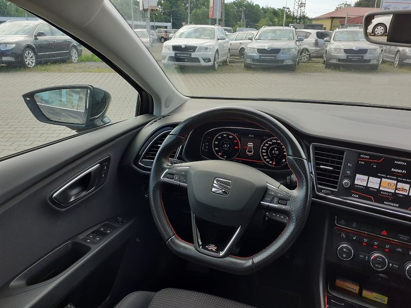 Seat Leon (2018) 1.4 TSi FR 110Kw - fotka 9 z 49