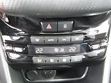 Peugeot 2008 (2018) 1.5HDi, Panorama, AC - náhled 14