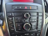 Opel Astra (2011) 1.7 CDTi,SERVISNÍ KN. DOL KM. - náhled 19